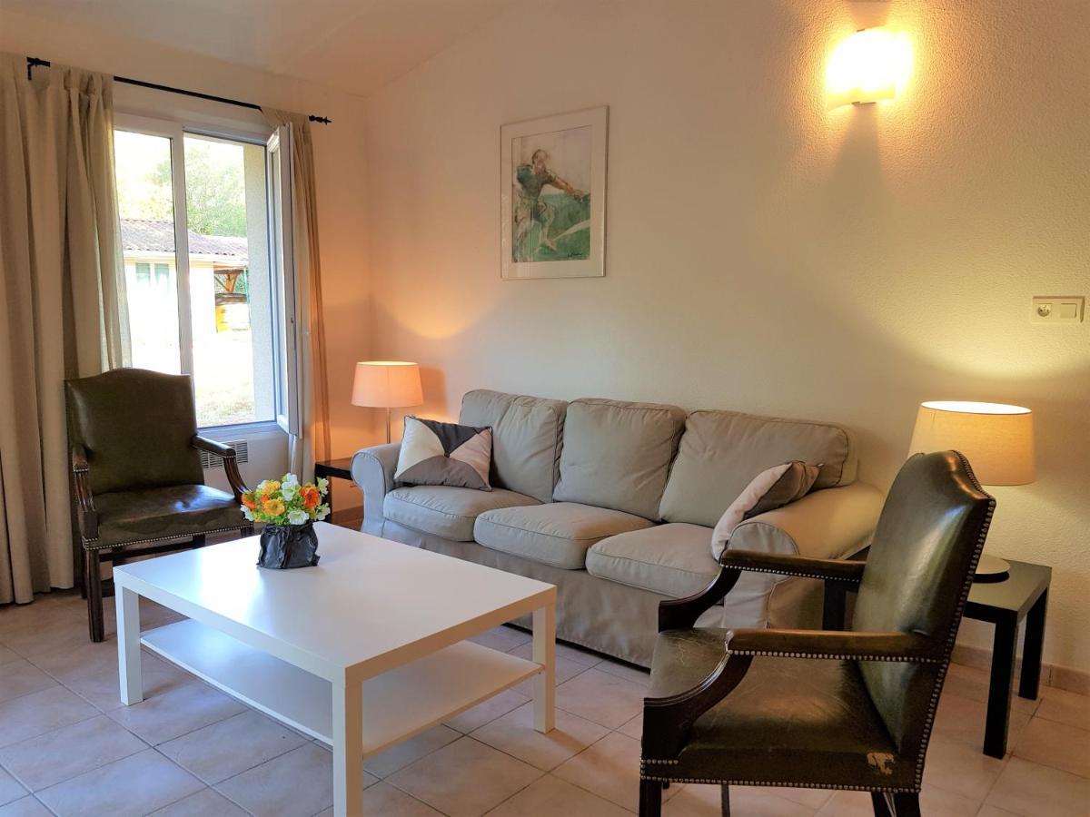 Etang Vallier Resort Brossac Eksteriør bilde