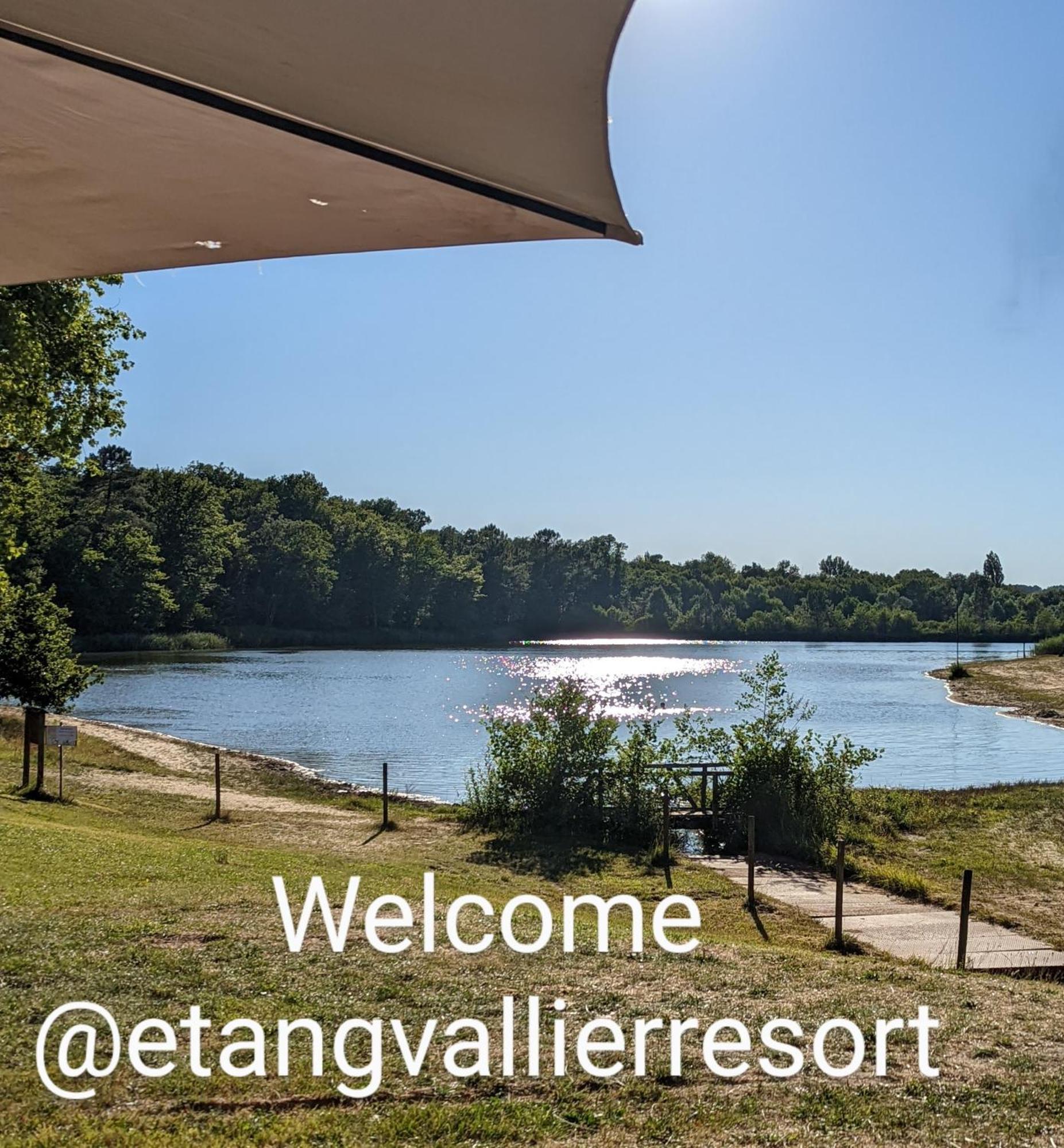 Etang Vallier Resort Brossac Eksteriør bilde