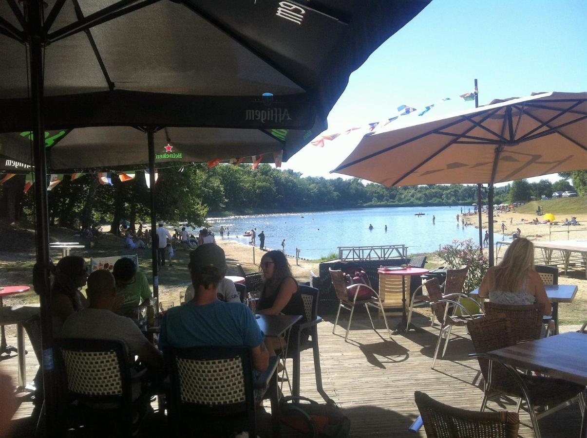 Etang Vallier Resort Brossac Eksteriør bilde